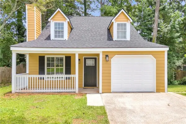 1044 Autumn Crest Court, Stone Mountain, GA 30083