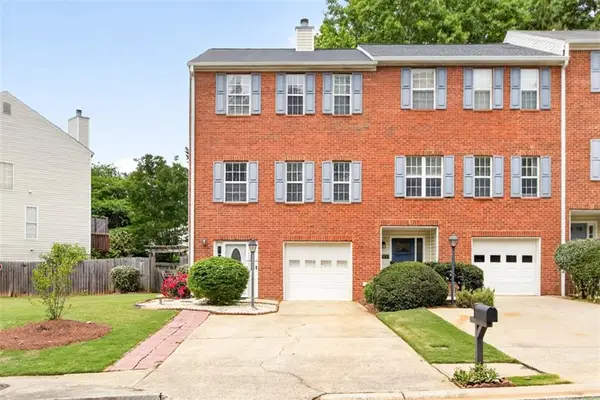2484 Stonegate Drive Nw, Acworth, GA 30101