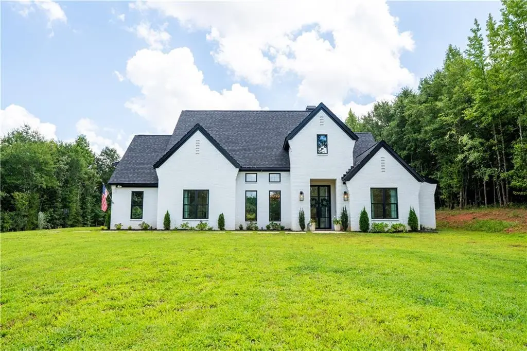 860 W Ridgeway Road, Maysville, GA 30558 - #1