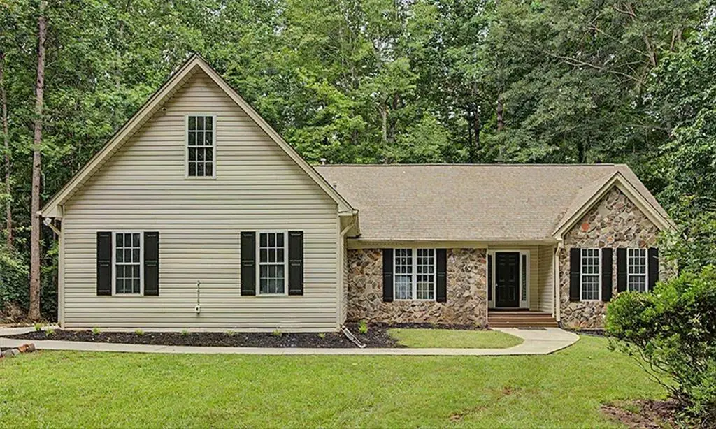 590 S Alexander Creek Road, Newnan, GA 30263 - #1