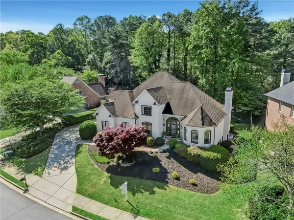 9170 Nesbit Lakes Drive, Roswell, GA 30022
