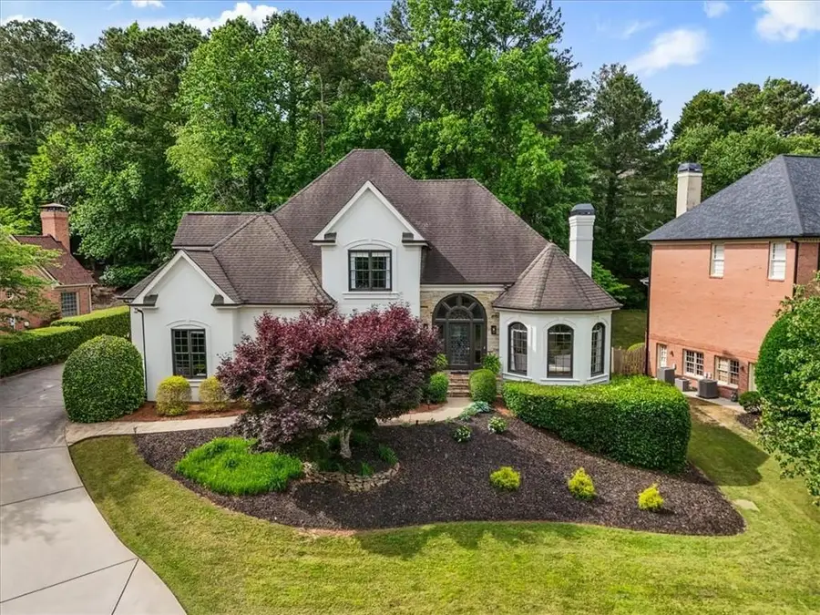 9170 Nesbit Lakes Drive, Roswell Alpharetta, GA 30022 - #2