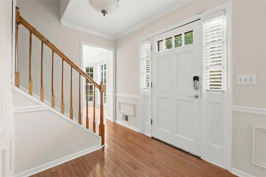 9126 Branch Valley Way, Roswell, GA 30076 - #2