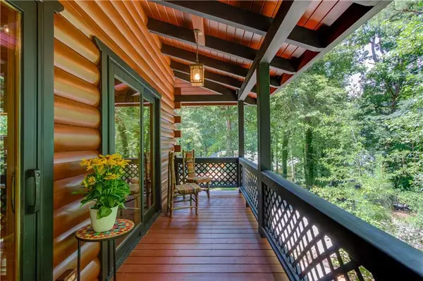 6893 Lakeside Place, Gainesville, GA 30506