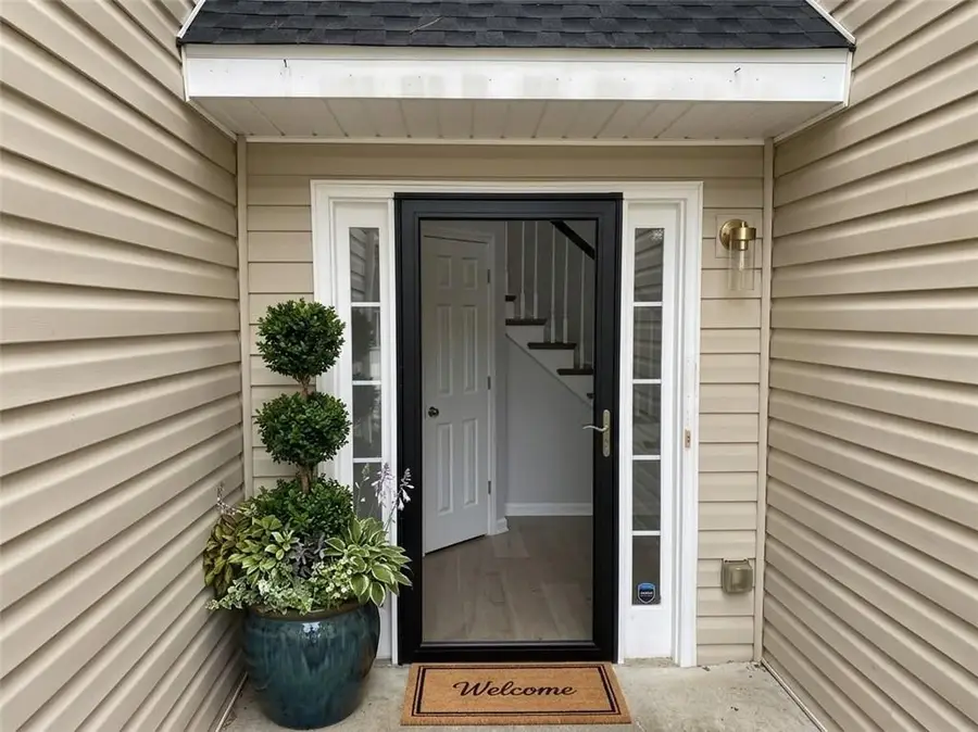 102 Creekwood Drive, Woodstock, GA 30188 - #2