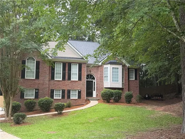 218 Oakwood Court, Mcdonough, GA 30252