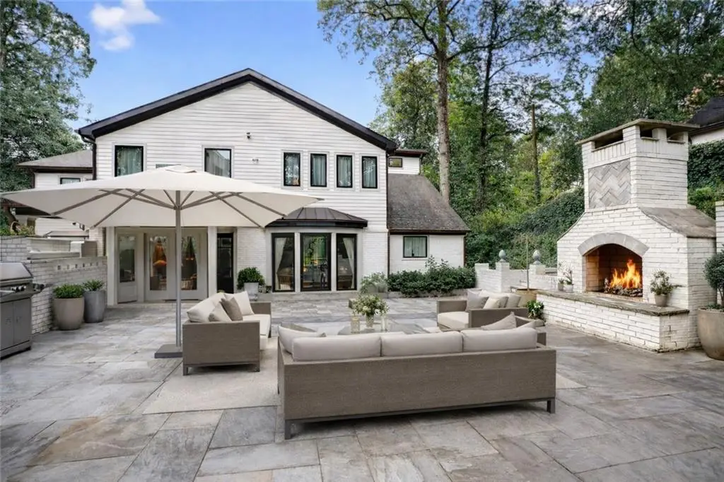 3230 W Andrews Dr, Atlanta, GA 30305 - #1