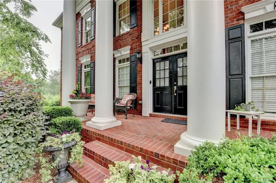 5283 Whitehaven Park Lane Se, Mableton, GA 30126 - #2
