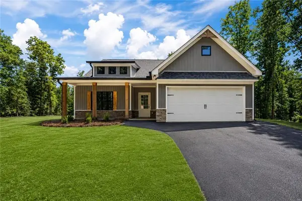 457 Relay Road, Silver Creek, GA 30173