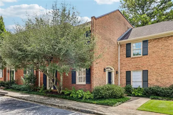 11 Kings Walk Ne, Atlanta, GA 30307