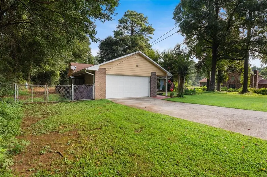 2174 Martin Way, Jonesboro, GA 30236 - #2