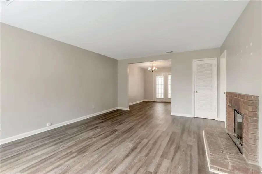 136 Old Ferry Way, Roswell, GA 30076 - #2