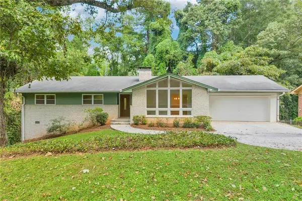 982 Yemassee Trail, Stone Mountain, GA 30083