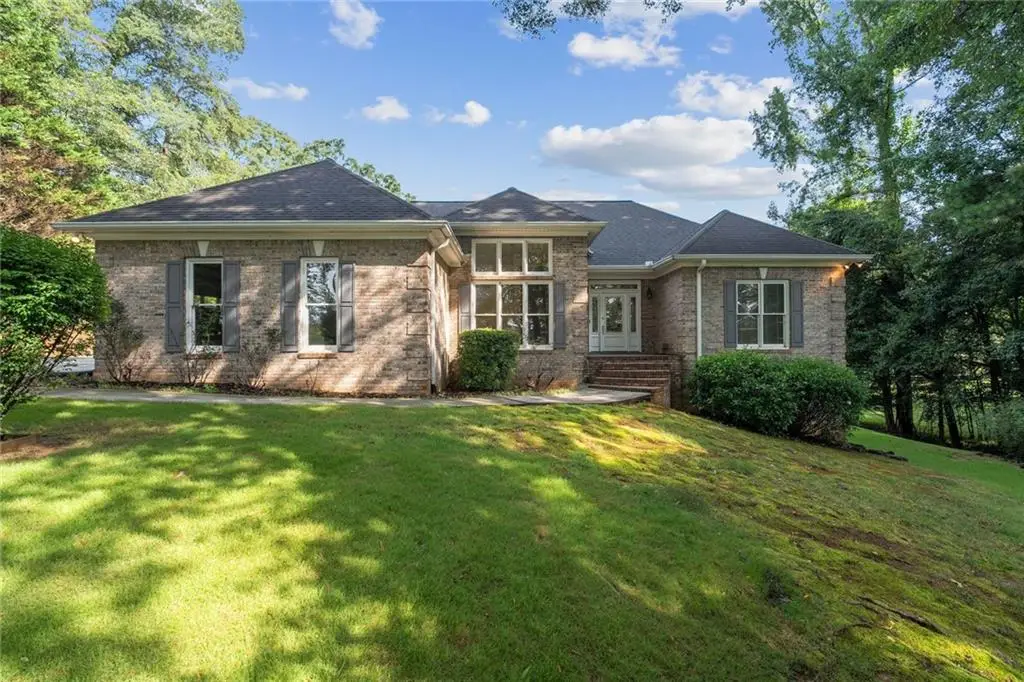 536 Peachtree Road, Hoschton, GA 30548 - #1