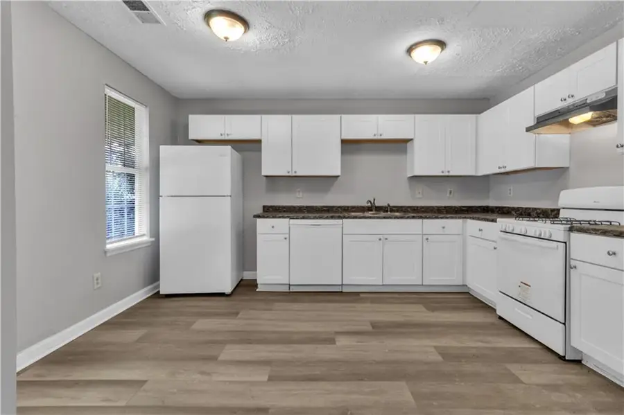 3559 Ashley Station Drive Sw, Marietta, GA 30008 - #3