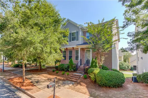 18 Privet Circle, Suwanee, GA 30024