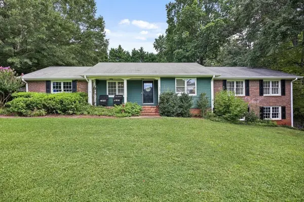 462 Stewart Avenue Nw, Marietta, GA 30064