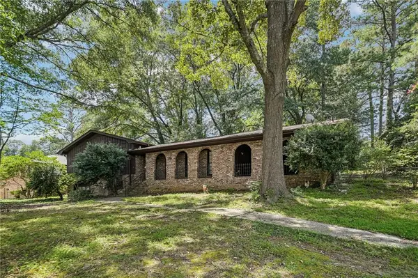 667 Kingswood Court, Lithia Springs, GA 30122