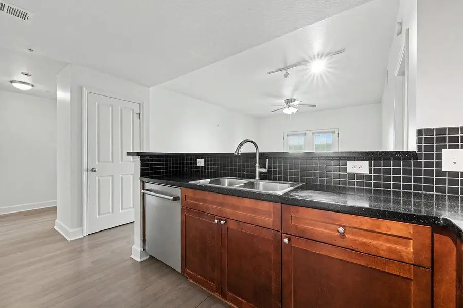 230 E Ponce De Leon Avenue #409, Decatur, GA 30030 - #3