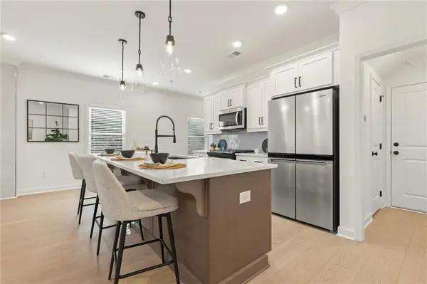 546 Feldspar Way, Lawrenceville, GA 30043
