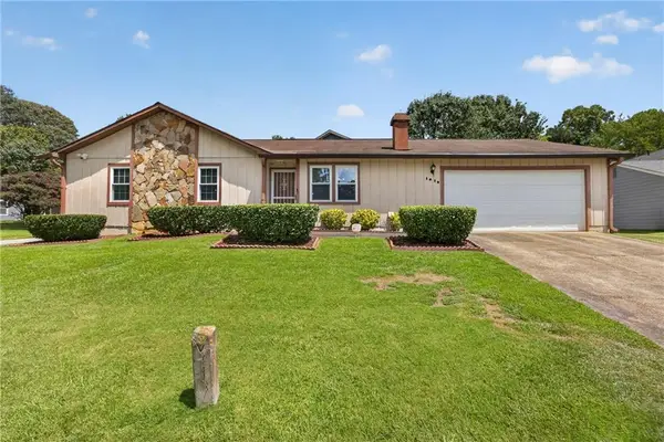 1019 Park West Lane, Stone Mountain, GA 30088
