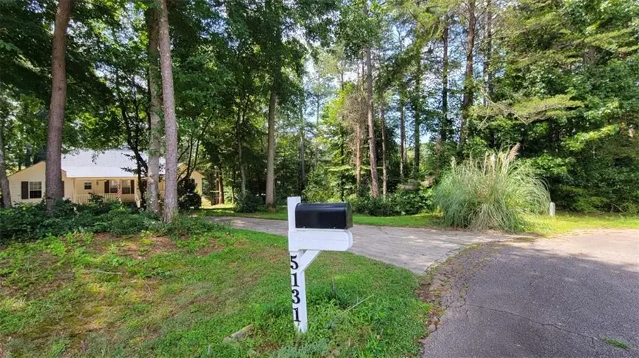5131 Deer Path Ln, Gainesville, GA 30507 - #2