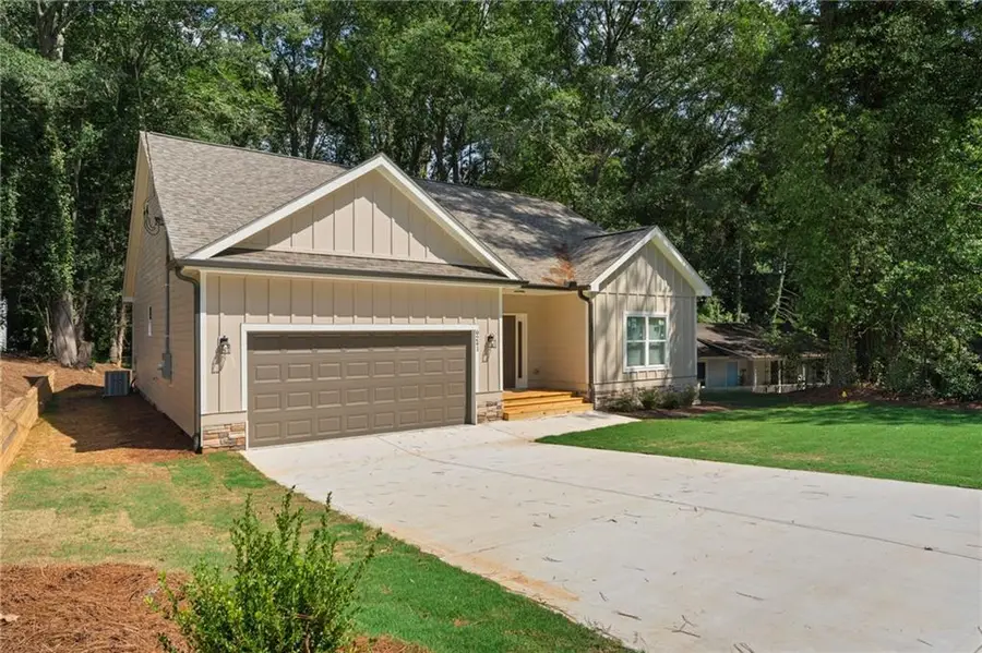 9241 Raven Drive, Jonesboro, GA 30238 - #3