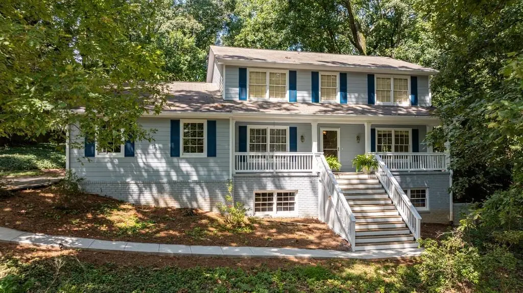 940 Hunterhill Drive, Roswell, GA 30075 - #1