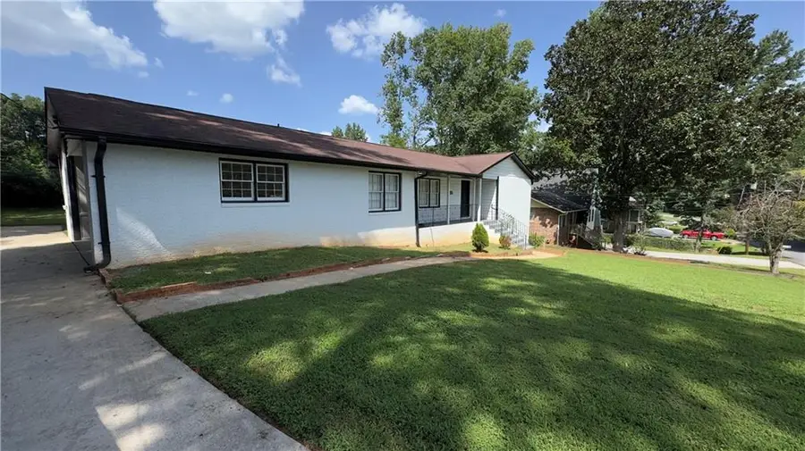 1050 Forest Heights Road, Stone Mountain, GA 30083 - #2