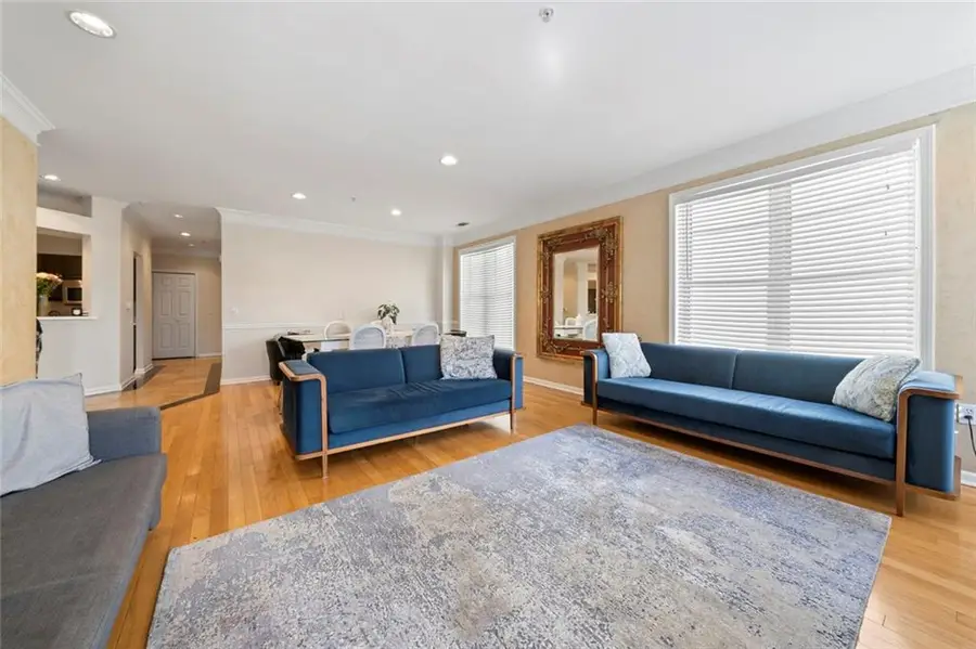 3334 Peachtree Road Ne #112, Atlanta, GA 30326 - #3