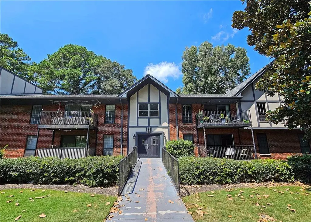 6851 Roswell Road Ne #H-31, Sandy Springs, GA 30328 - #1