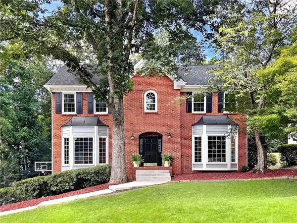 340 S Satinwood Place, Roswell, GA 30076