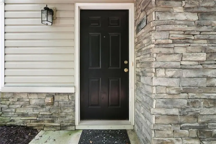 337 W Oaks Trail, Woodstock, GA 30188 - #2