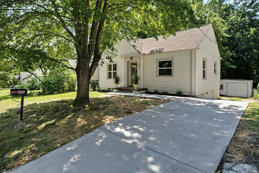 804 Berkeley Avenue Nw, Atlanta, GA 30318 - #1