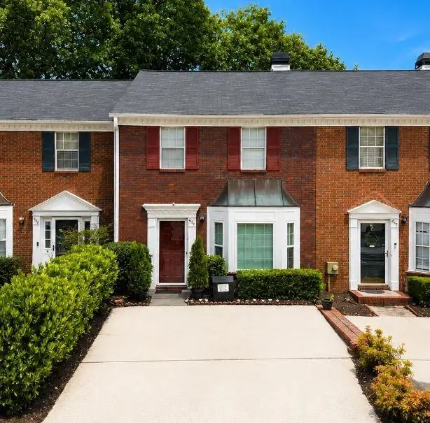 655 Anderson Walk, Marietta, GA 30062 - #1