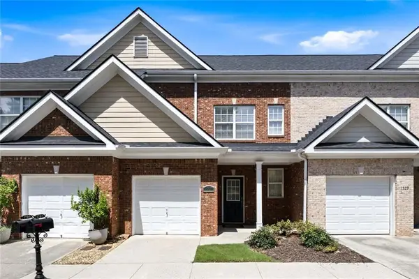 1707 Oakbrook Lane Nw, Kennesaw, GA 30152