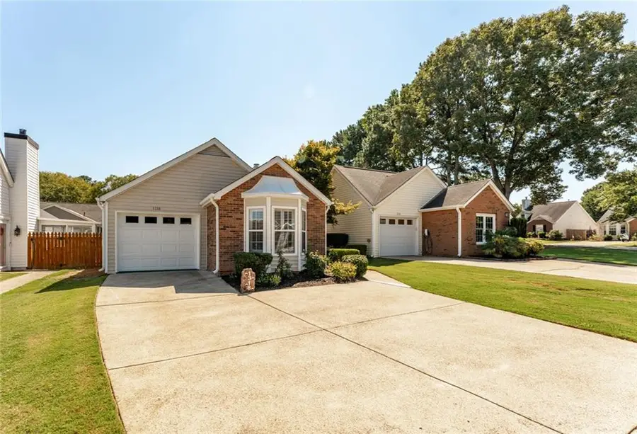 1318 Yorkshire Lane, Woodstock, GA 30188 - #2