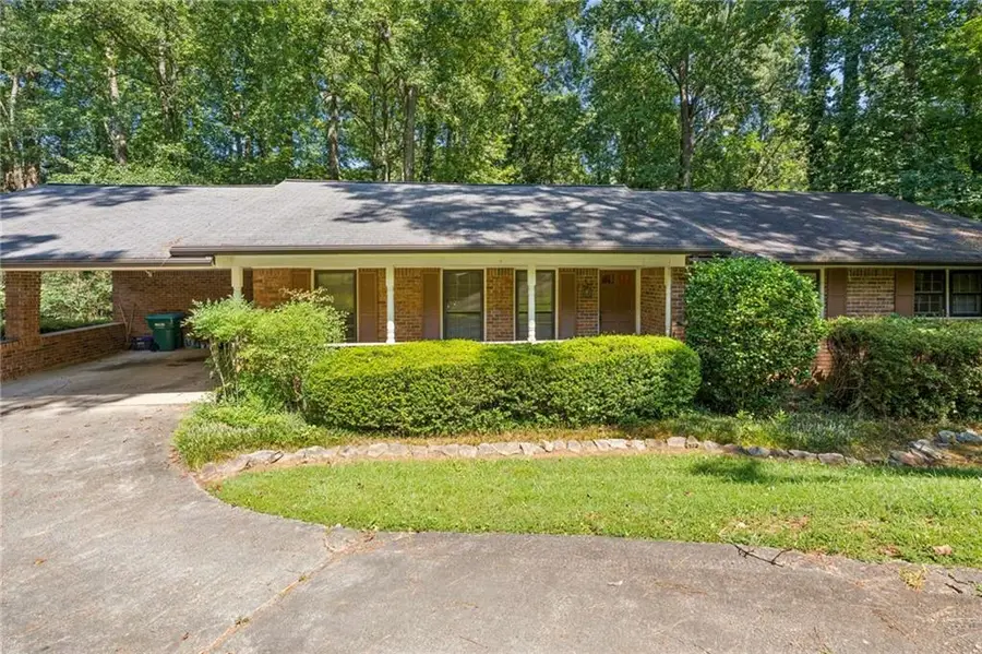 5813 Ohara Drive Sw, Stone Mountain, GA 30087 - #2