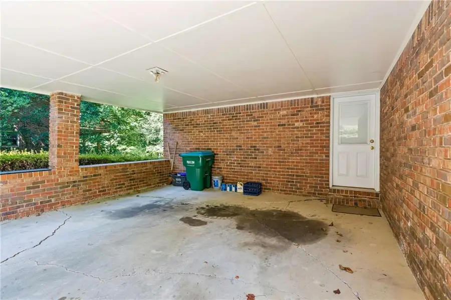 5813 Ohara Drive Sw, Stone Mountain, GA 30087 - #3