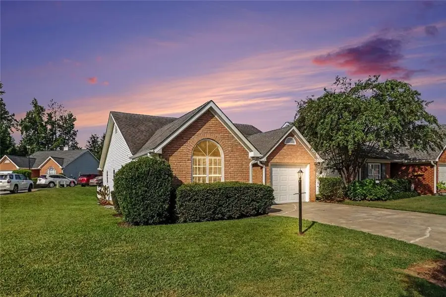 37 Greentree Drive, Newnan, GA 30265 - #2