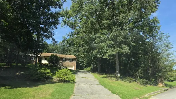 2206 Lost Forest Lane Sw, Conyers, GA 30094