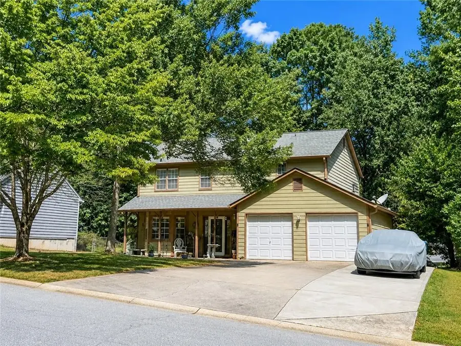 2906 Hidden Drive, Lawrenceville, GA 30044 - #2