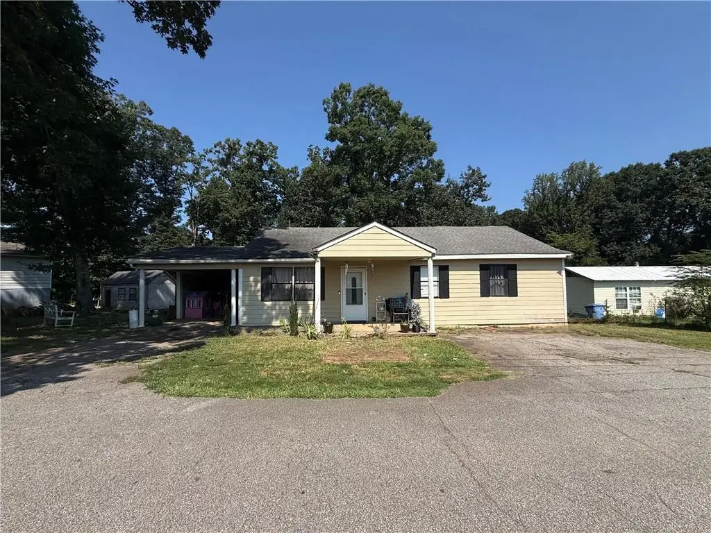 105 Bennett Drive, Gainesville, GA 30501 - #1