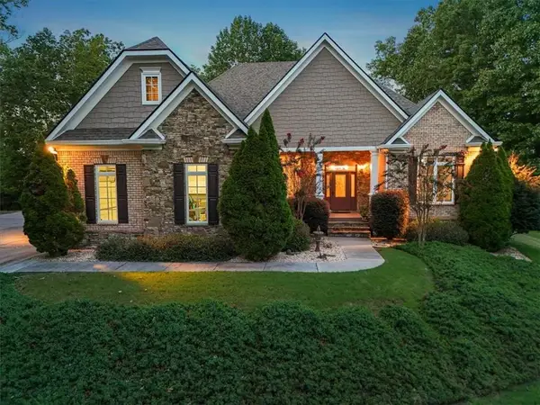 195 Fredericks Cove, Dawsonville, GA 30534