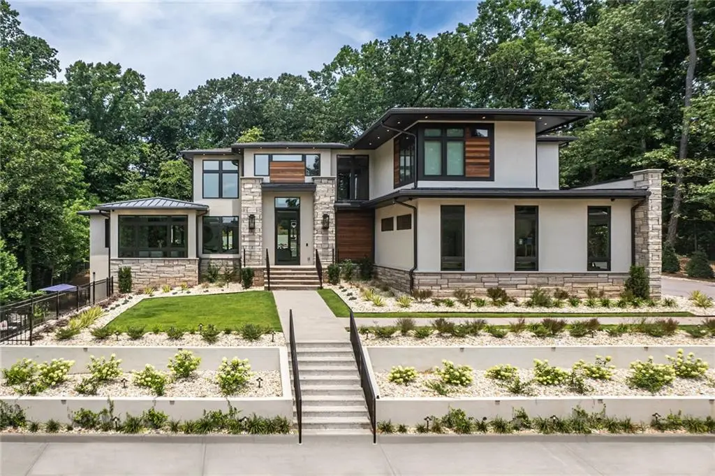 1090 Kingston Drive, Sandy Springs, GA 30342 - #1