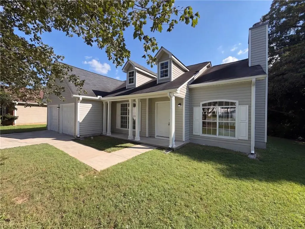 1088 Meadow Glen Circle, Fairburn, GA 30213 - #1