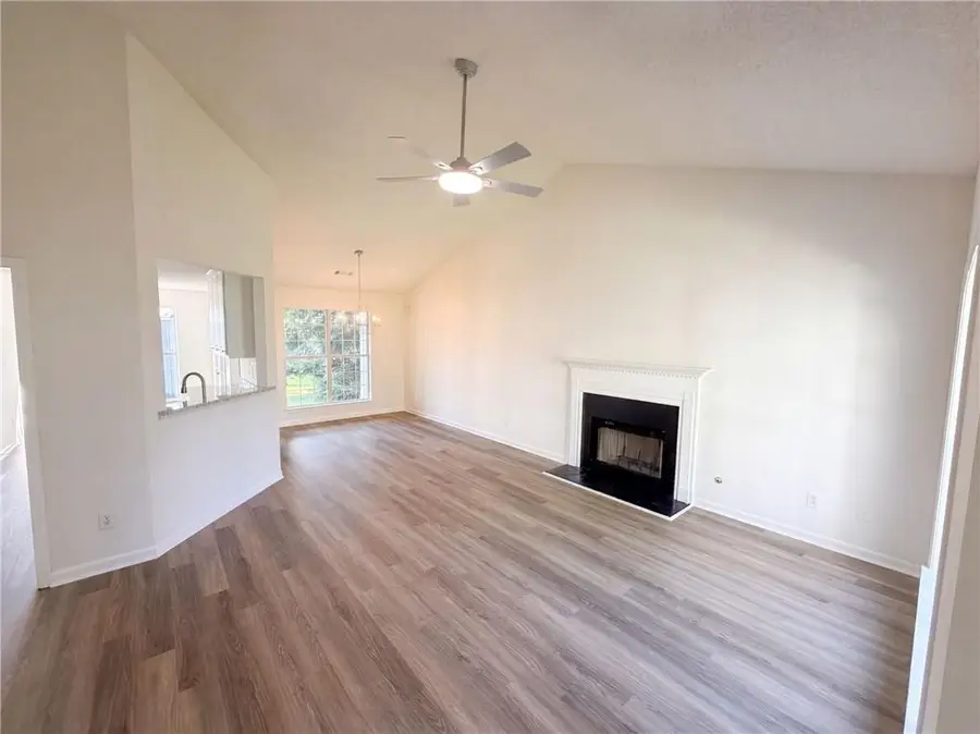 1088 Meadow Glen Circle, Fairburn, GA 30213 - #3