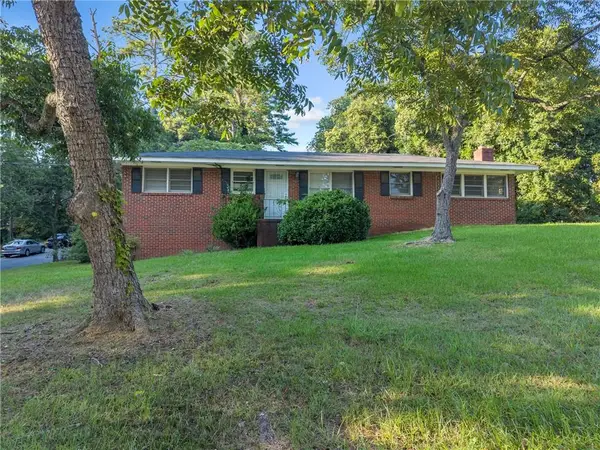 506 Pineridge Drive, Forest Park, GA 30297