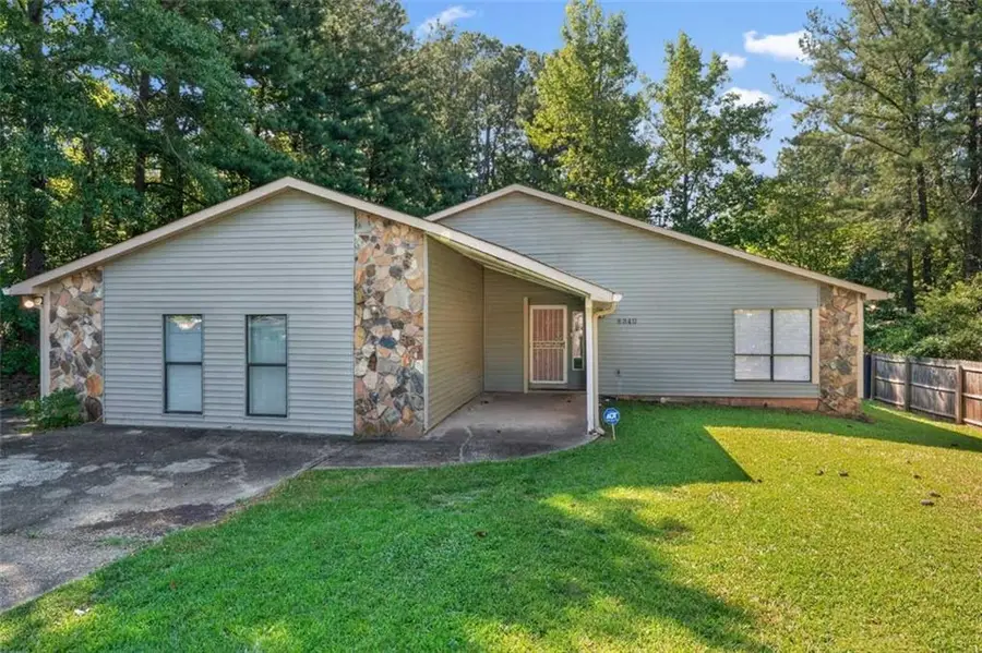 8340 Beechwood Trace, Riverdale, GA 30274 - #2