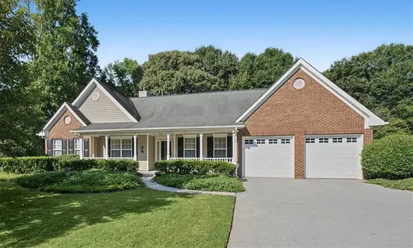 295 Glenn Eagles Way, Hiram, GA 30141